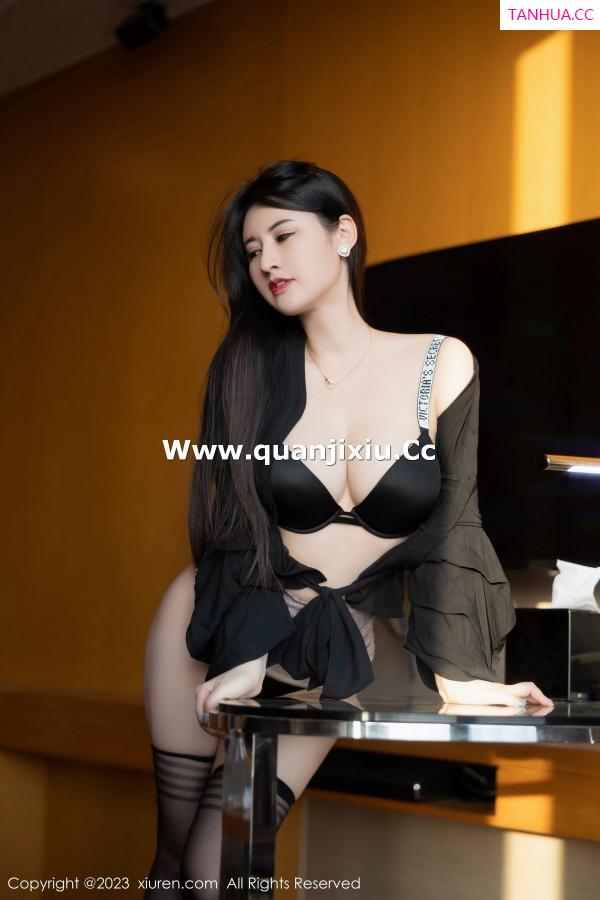 陈诗诗 诗诗 [XiuRen]高清写真图 2023.05.05 No.6676 诗诗kiki 黑丝美腿第50张图片